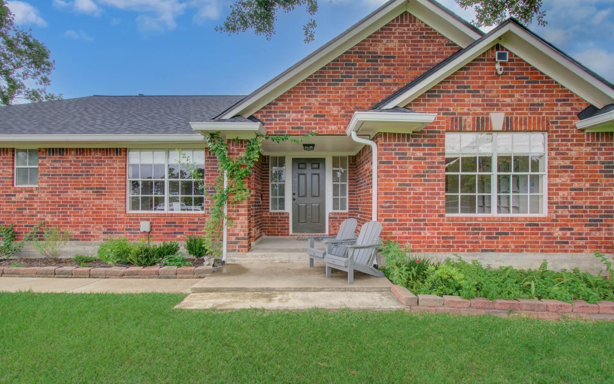 11726 Country Side Drive