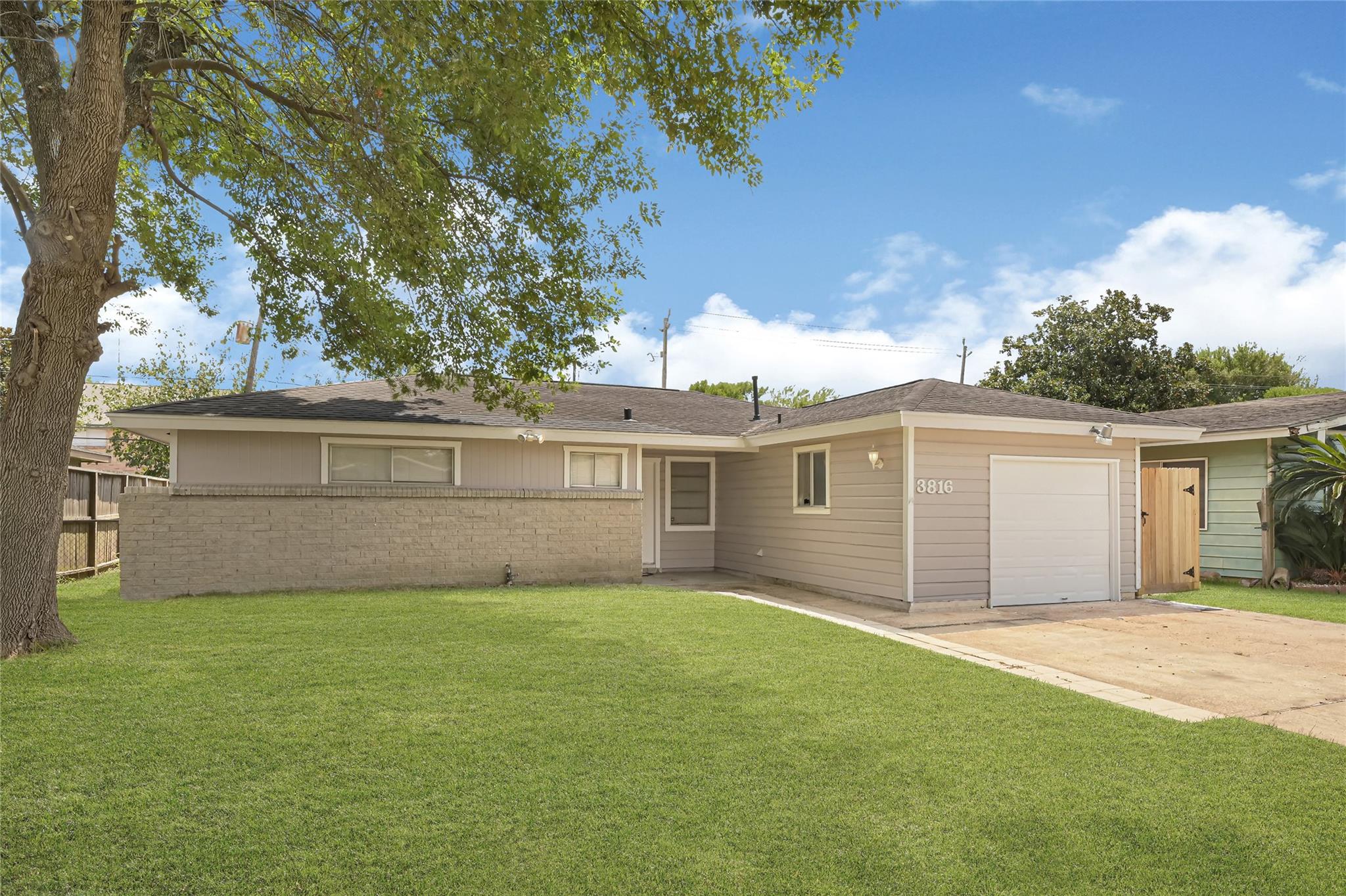 3816 Newton Drive