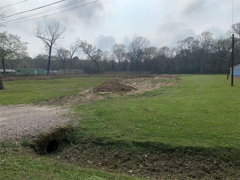 Photo of 441 County Road 4012, Dayton, TX 77535 (MLS # 18706787)