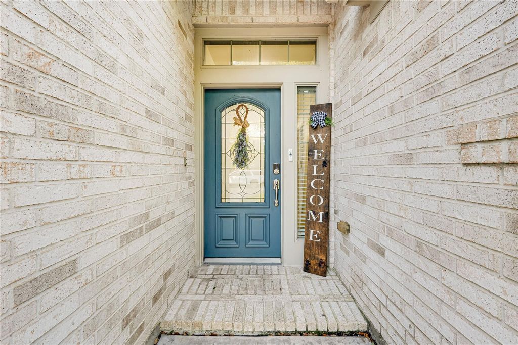 Photo of 3201 Rock Brook Falls Lane, League City, TX 77573 (MLS # 85020788)