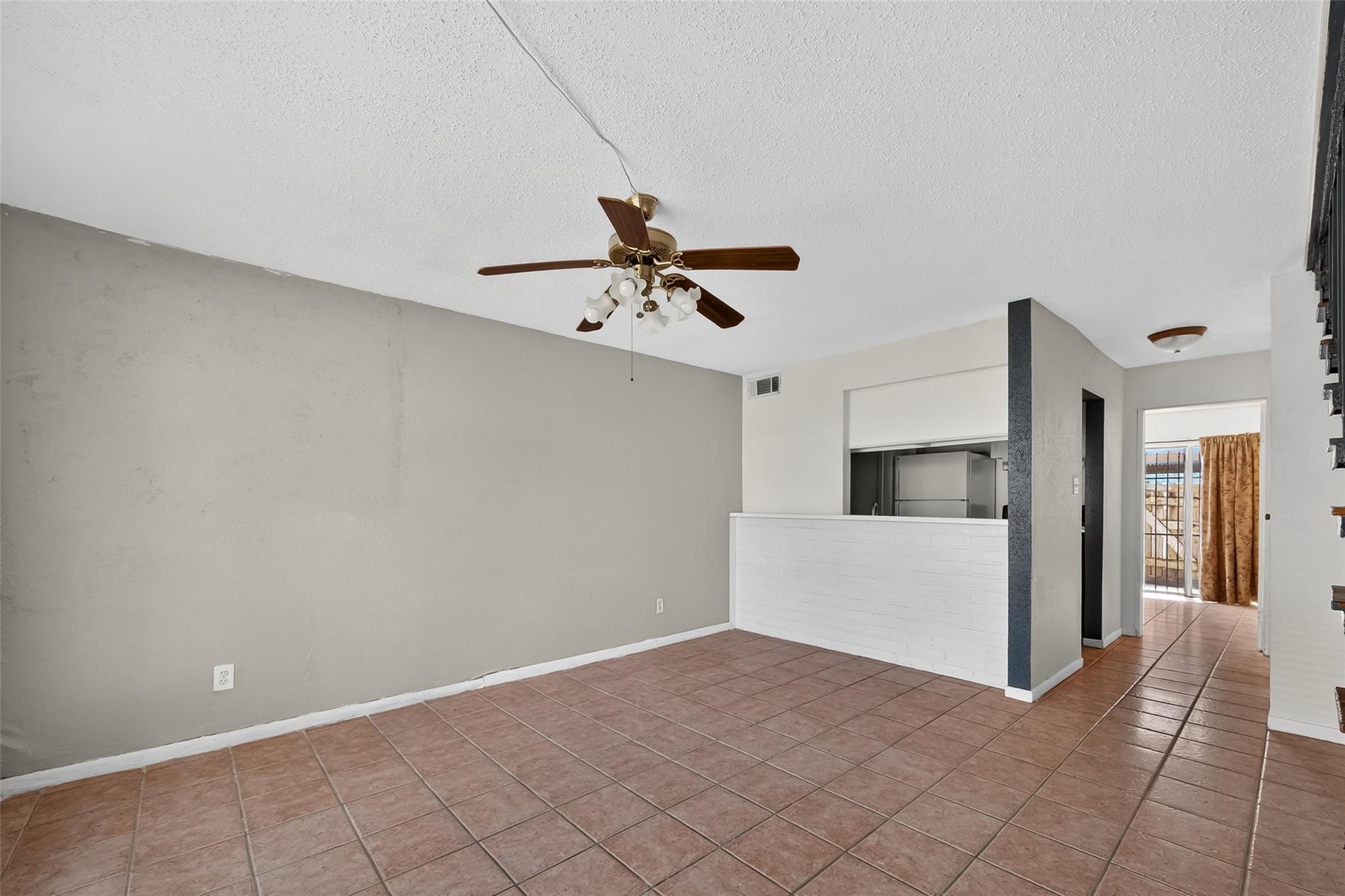 600 S Allen Genoa Rd Unit B9