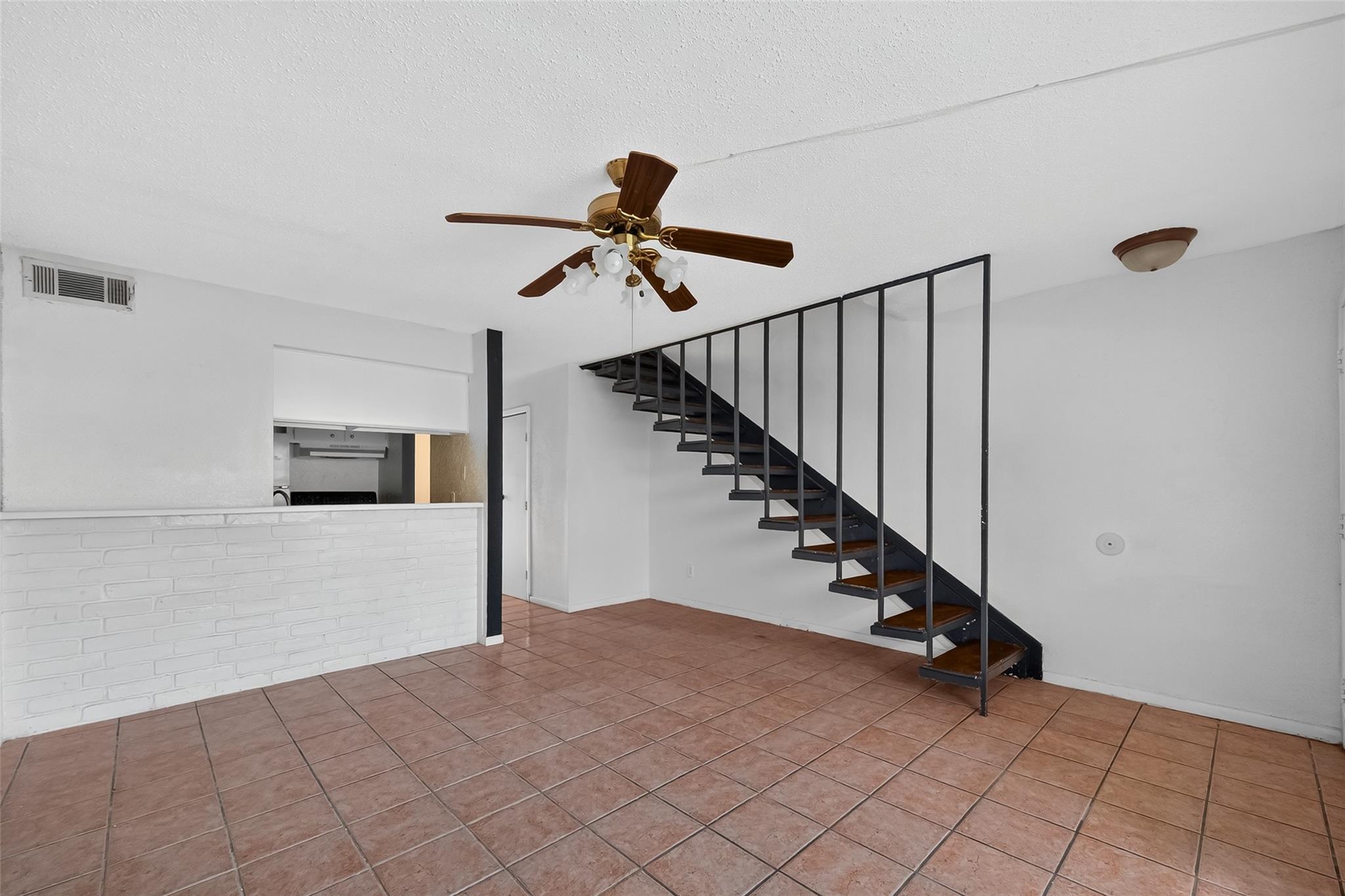 600 S Allen Genoa Rd Unit B9