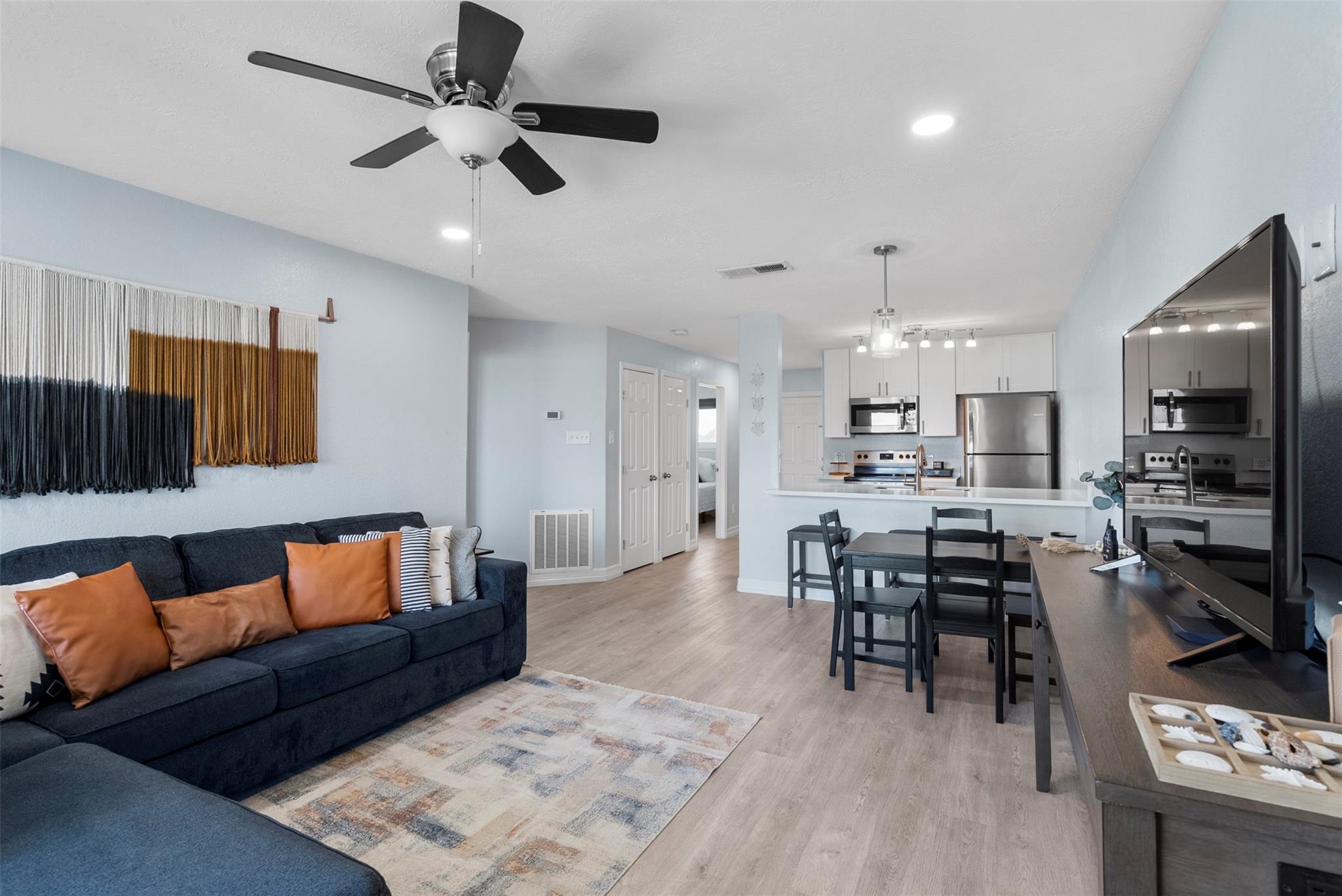 7600 Seawall Boulevard 109
