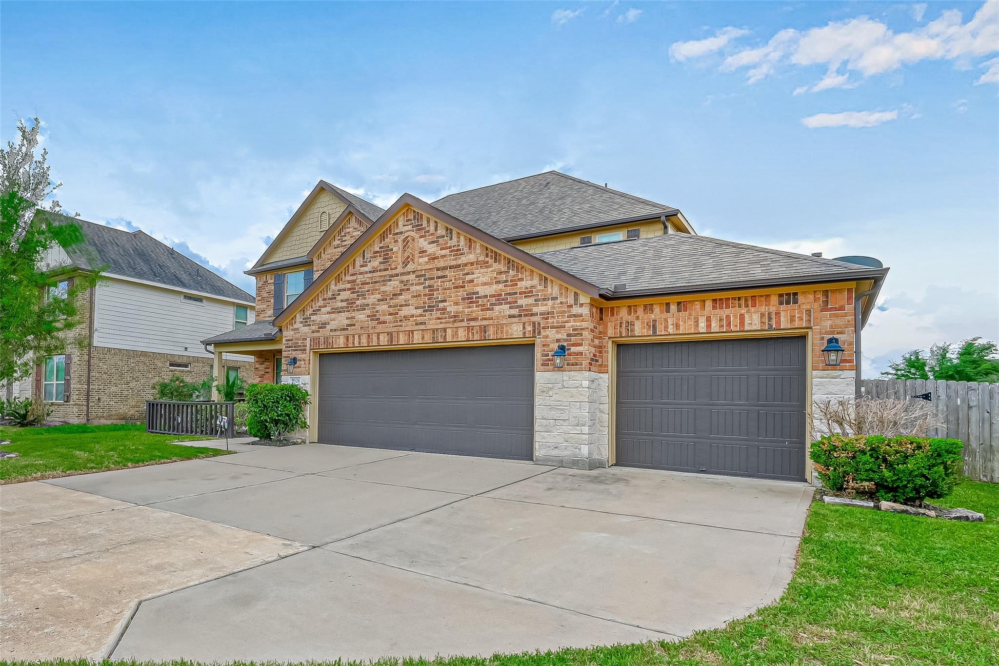 9526 Bonbrook Bend Lane