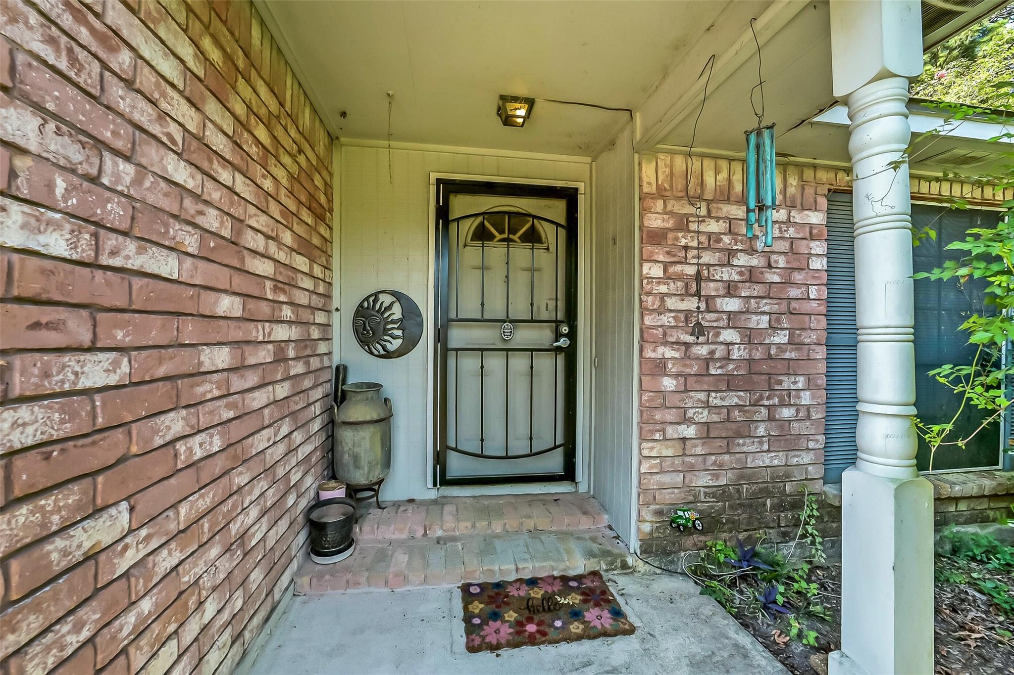 5314 Moonshadows Drive