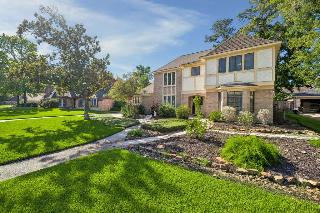 Photo of 7611 Heritage Pines Drive, Humble, TX 77346 (MLS # 20772351)