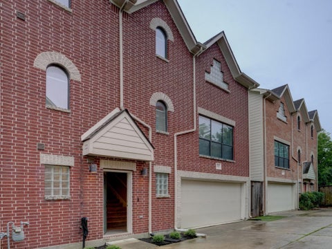 Photo of 5911 Petty Street, Houston, TX 77007 (MLS # 28563362)