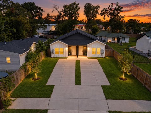 Photo of 4709 Ireland Street #B, Houston, TX 77016 (MLS # 52637700)
