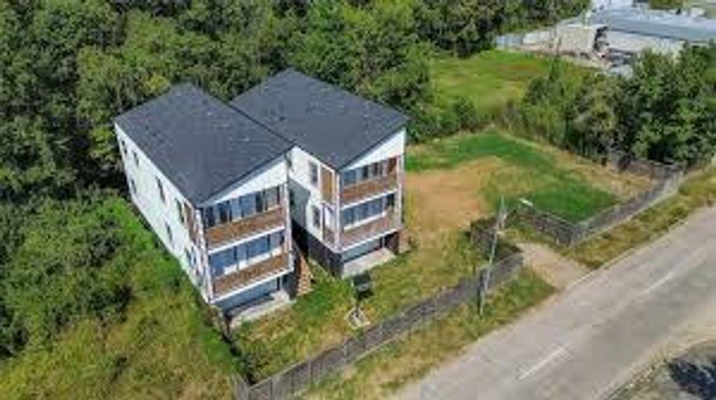 Photo of 4532 Pinemont Drive, Houston, TX 77018 (MLS # 67029648)