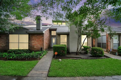 Photo of 9314 Westwood Village Drive #24, Houston, TX 77036 (MLS # 76939694)