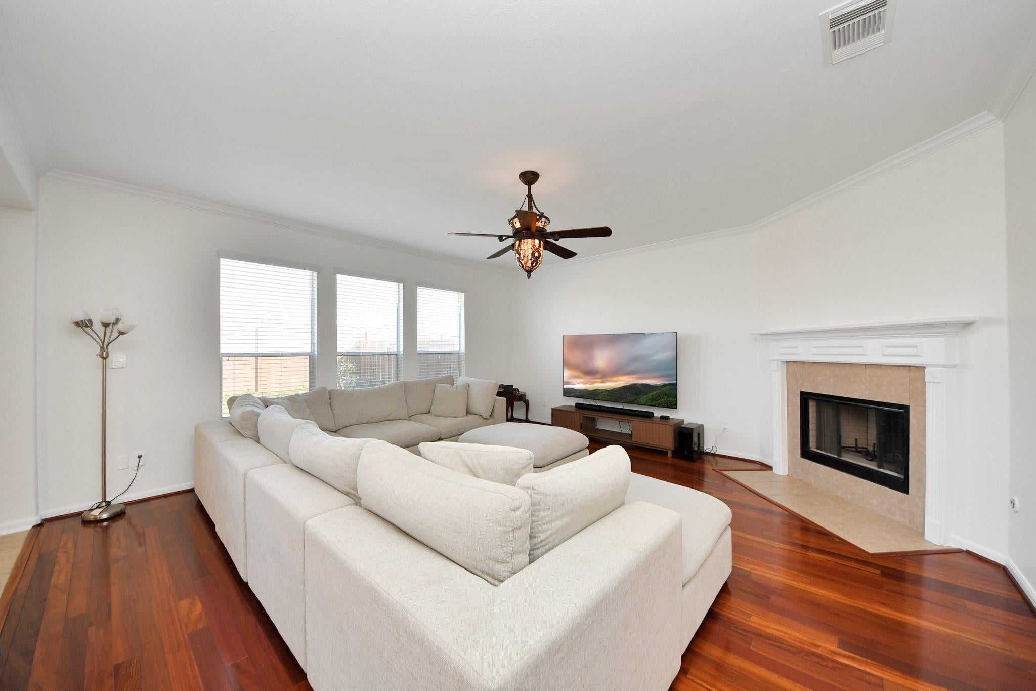 2705 Calico Creek Lane