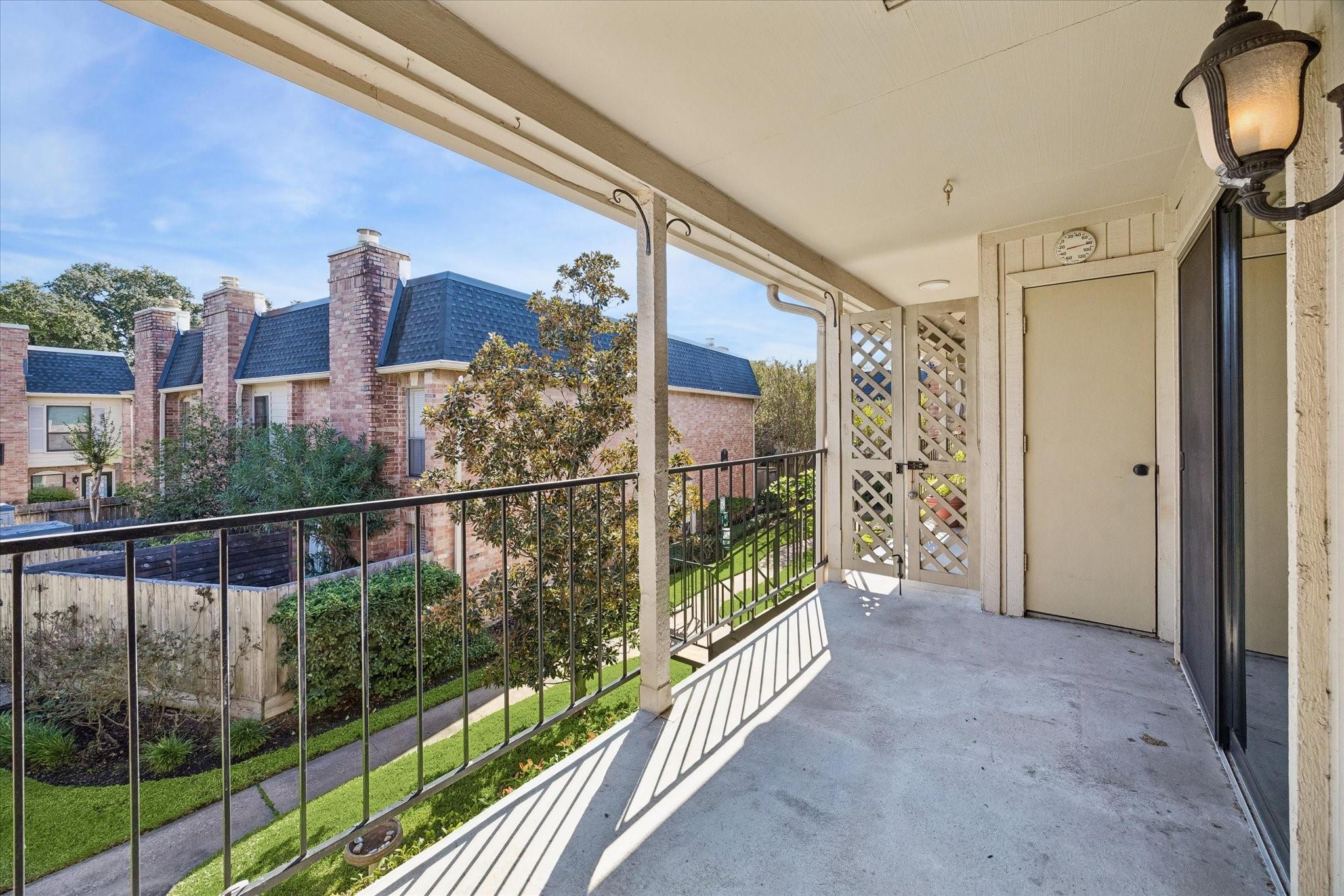 1601 S Shepherd Drive 272