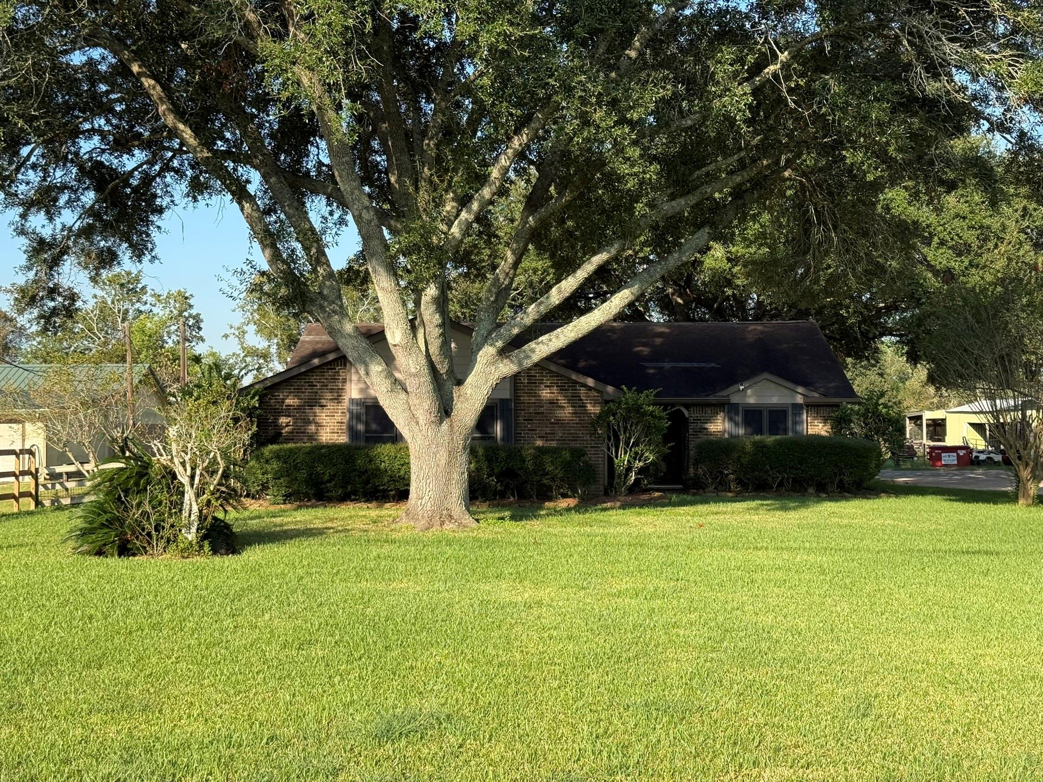 16808 County Road 831