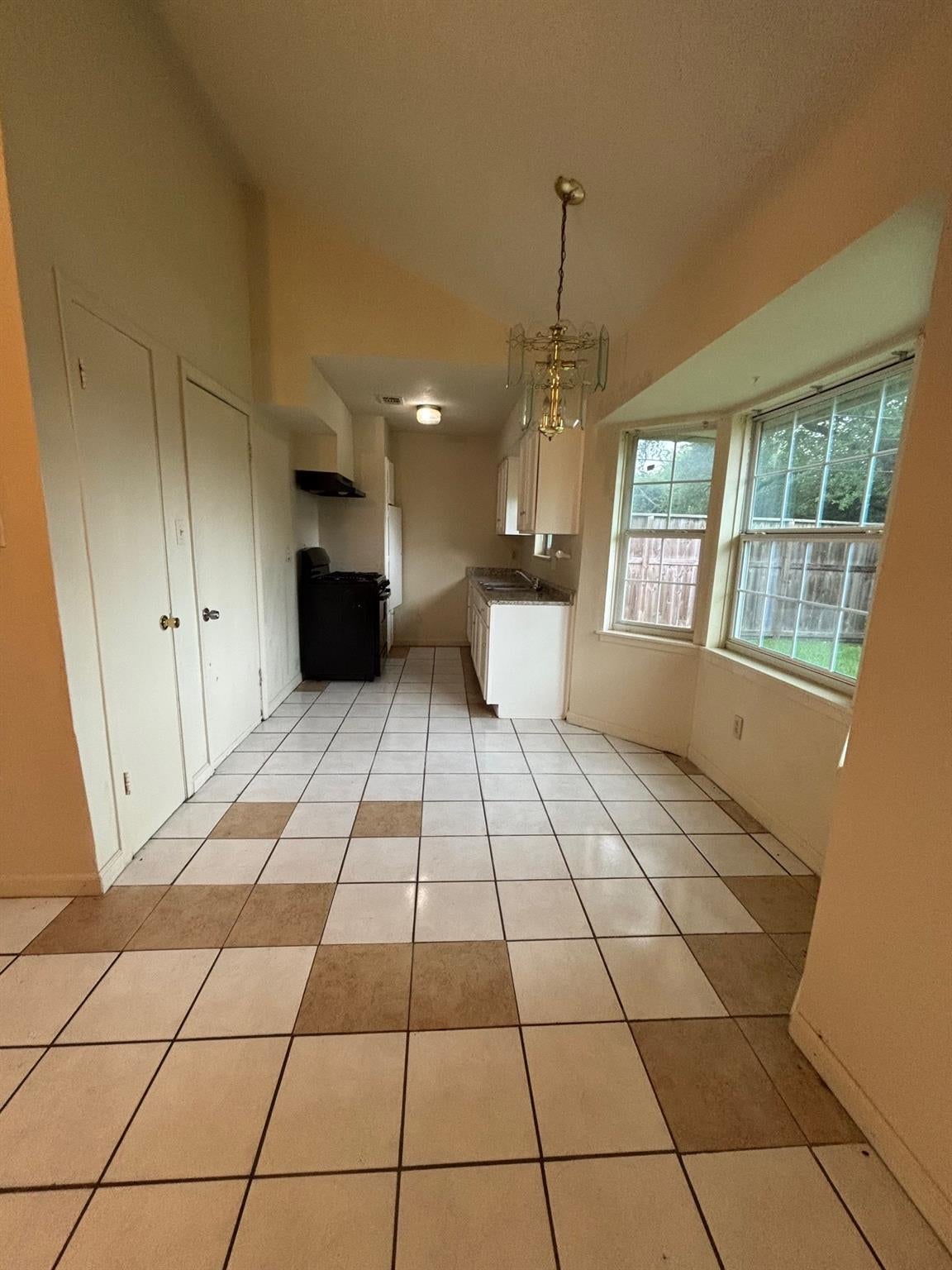 4504 Hemlock Drive