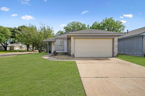 Homes For Rent - 20614 Park Row Drive<br/> Katy, TX 77449