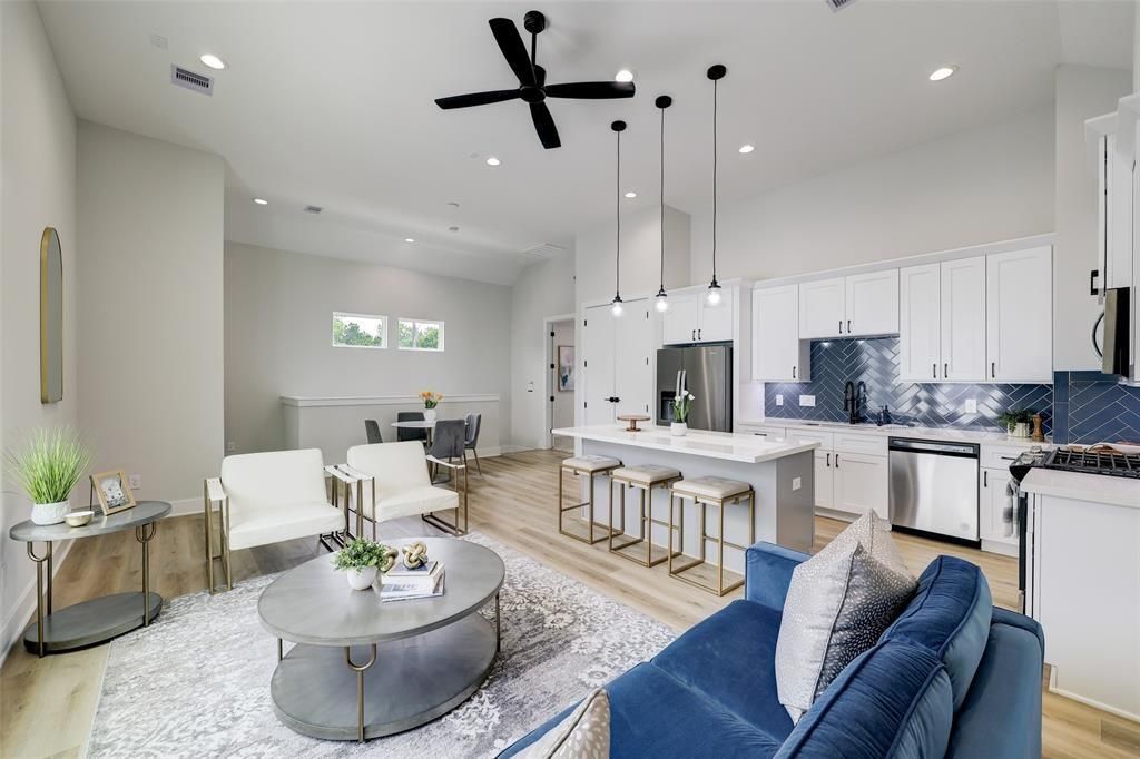 Photo of 846 Elkhart Street #E, Houston, TX 77091 (MLS # 79876517)