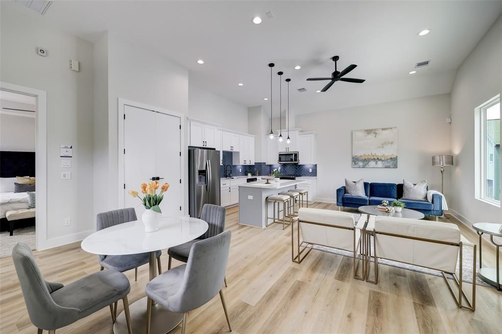 Photo of 846 Elkhart Street #E, Houston, TX 77091 (MLS # 79876517)