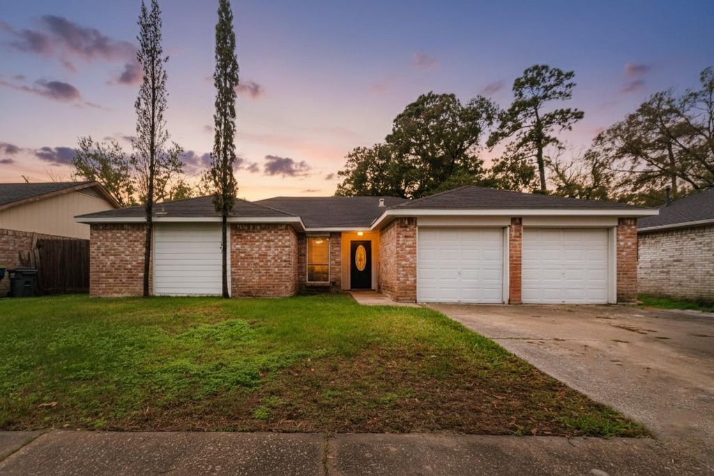 Photo of 29019 Stapleford Street, Spring, TX 77386 (MLS # 40714764)
