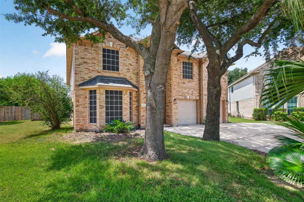 Photo of 2210 Laurel River Bend, Houston, TX 77014 (MLS # 81165477)