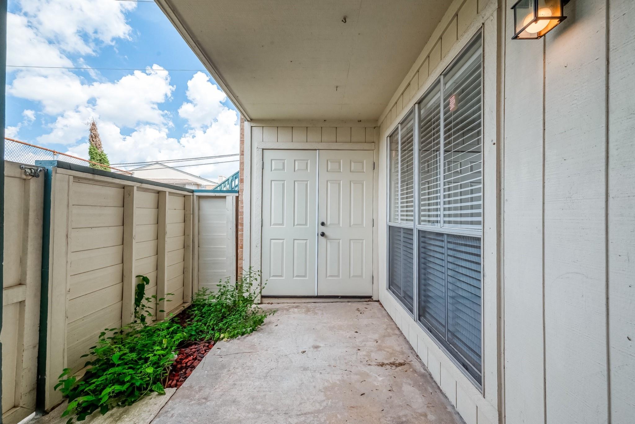 250 El Dorado Boulevard 207
