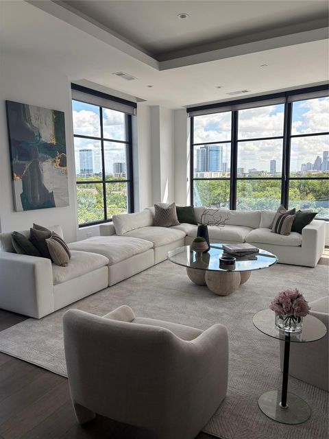 Photo of 2323 San Felipe Street #602, Houston, TX 77019 (MLS # 58373307)