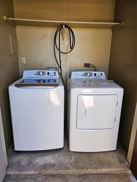 Tiny photo for 15534 Zabolio Drive #123, Houston, TX 77598 (MLS # 32111614)