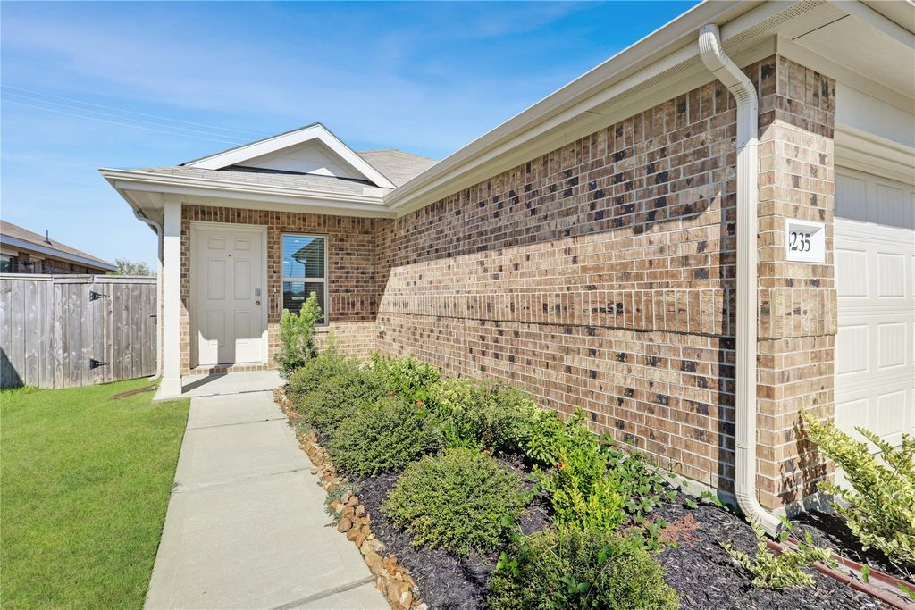 Photo of 4235 Palmetto Grove Lane, Baytown, TX 77521 (MLS # 46199976)