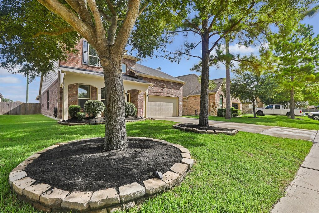 Photo of 12823 Waterbury Edge Lane, Humble, TX 77346 (MLS # 56391193)