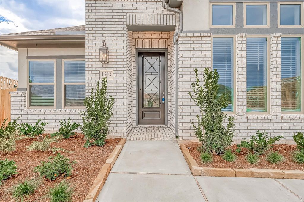 Photo of 1343 Vinter Meadows Lane, Richmond, TX 77406 (MLS # 97696052)