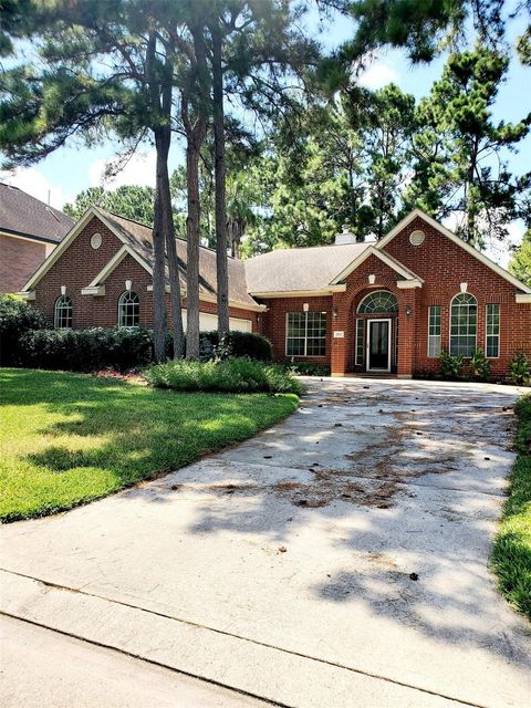 Photo of 5011 Hickory Green Court, Houston, TX 77345 (MLS # 96101600)