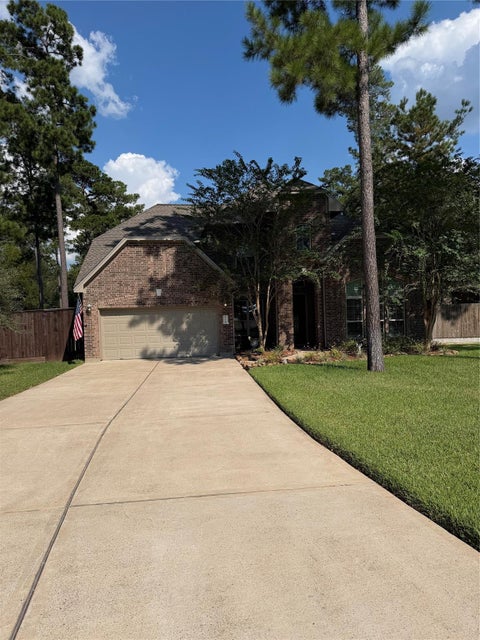 Homes For Sale - 17714 Country Meadow Mdw<br/> Montgomery County, Magnolia, TX 77355