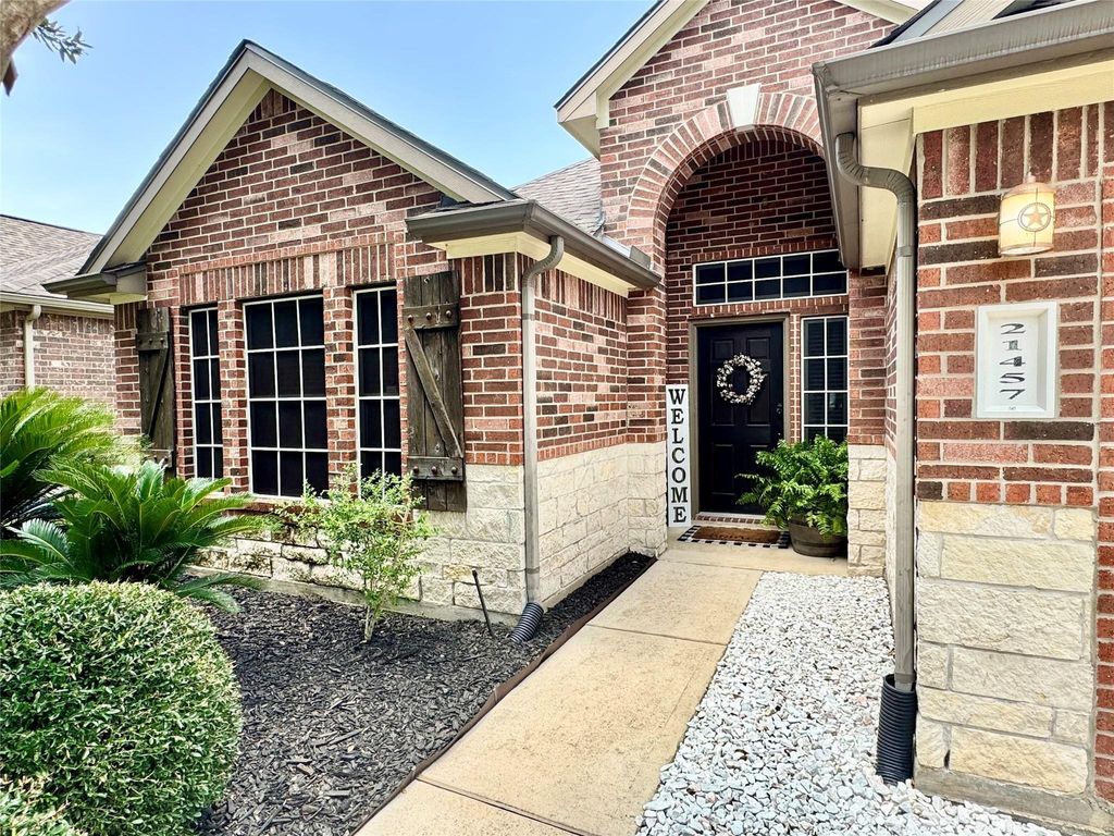 Photo of 21457 Hunter Hart Drive, Porter, TX 77365 (MLS # 30097721)