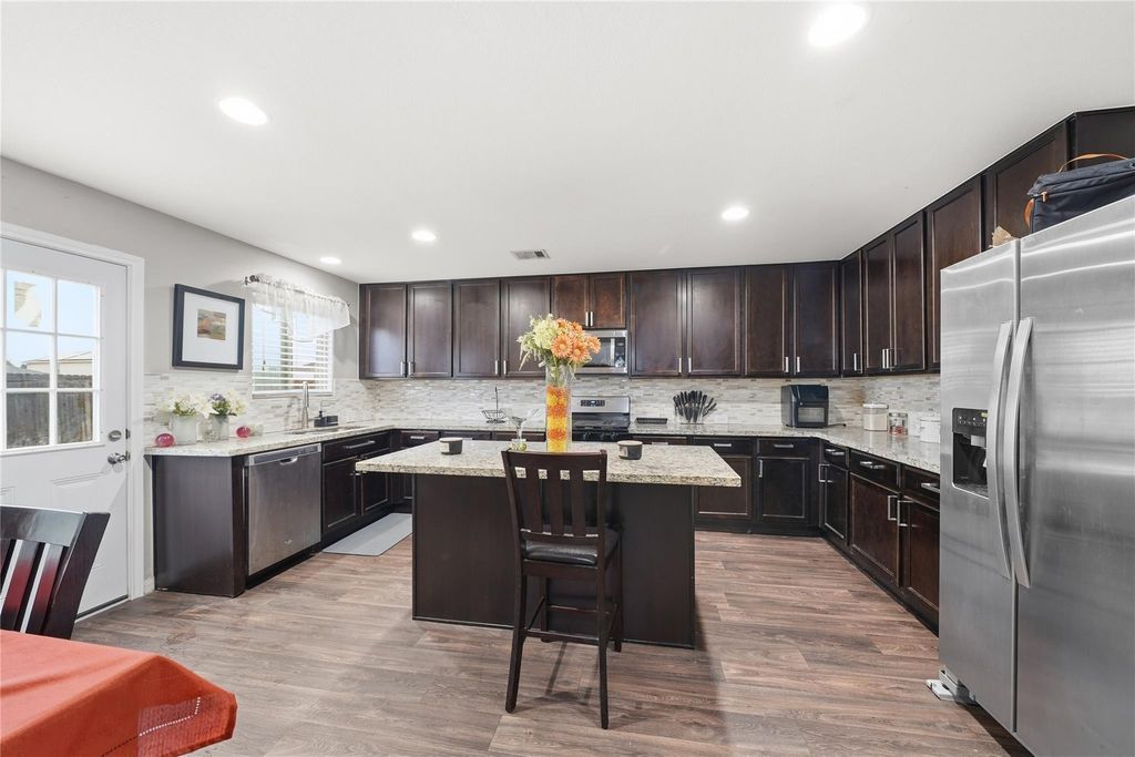 Photo of 1312 Barton Creek Lane, Rosenberg, TX 77471 (MLS # 67043327)
