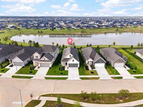 Photo of 27447 Sunterra Village Drive, Katy, TX 77493 (MLS # 55706848)