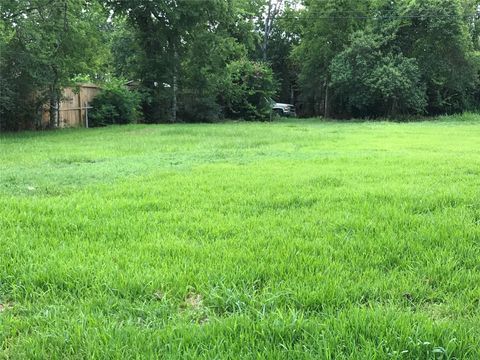 Vacant Land For Sale - 6219 Sherwood Drive<br/> Houston, TX 77021