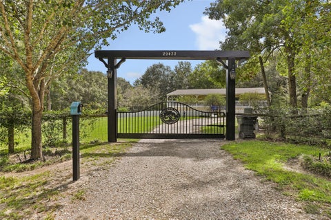 Photo of 29430 E Irvin Road, Huffman, TX 77336 (MLS # 29755120)