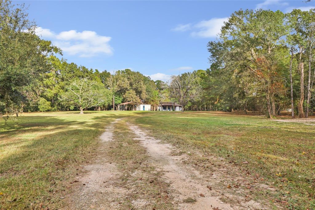 Photo of 22595 Pineridge Drive, Porter, TX 77365 (MLS # 23113066)