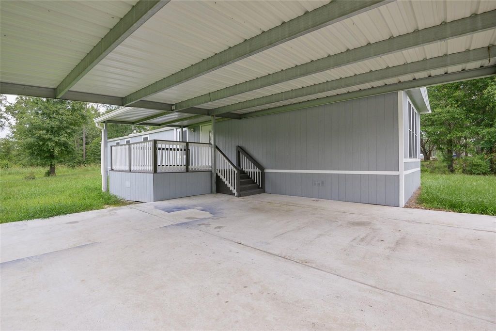 Photo of 132 Birchwood Drive, Huffman, TX 77336 (MLS # 46855514)