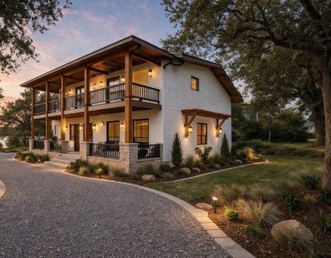 Photo of 583 Lakeshore Drive, Victoria, TX 77905 (MLS # 11112169)