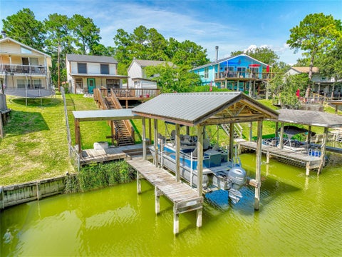 Photo of 278 Shelter Cove Drive, Livingston, TX 77351 (MLS # 82945363)