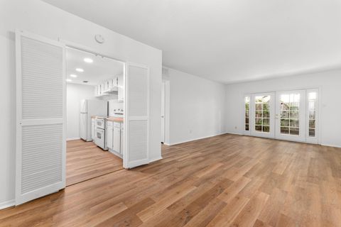 Photo of 2224 S Piney Point Road #112, Houston, TX 77063 (MLS # 8780058)