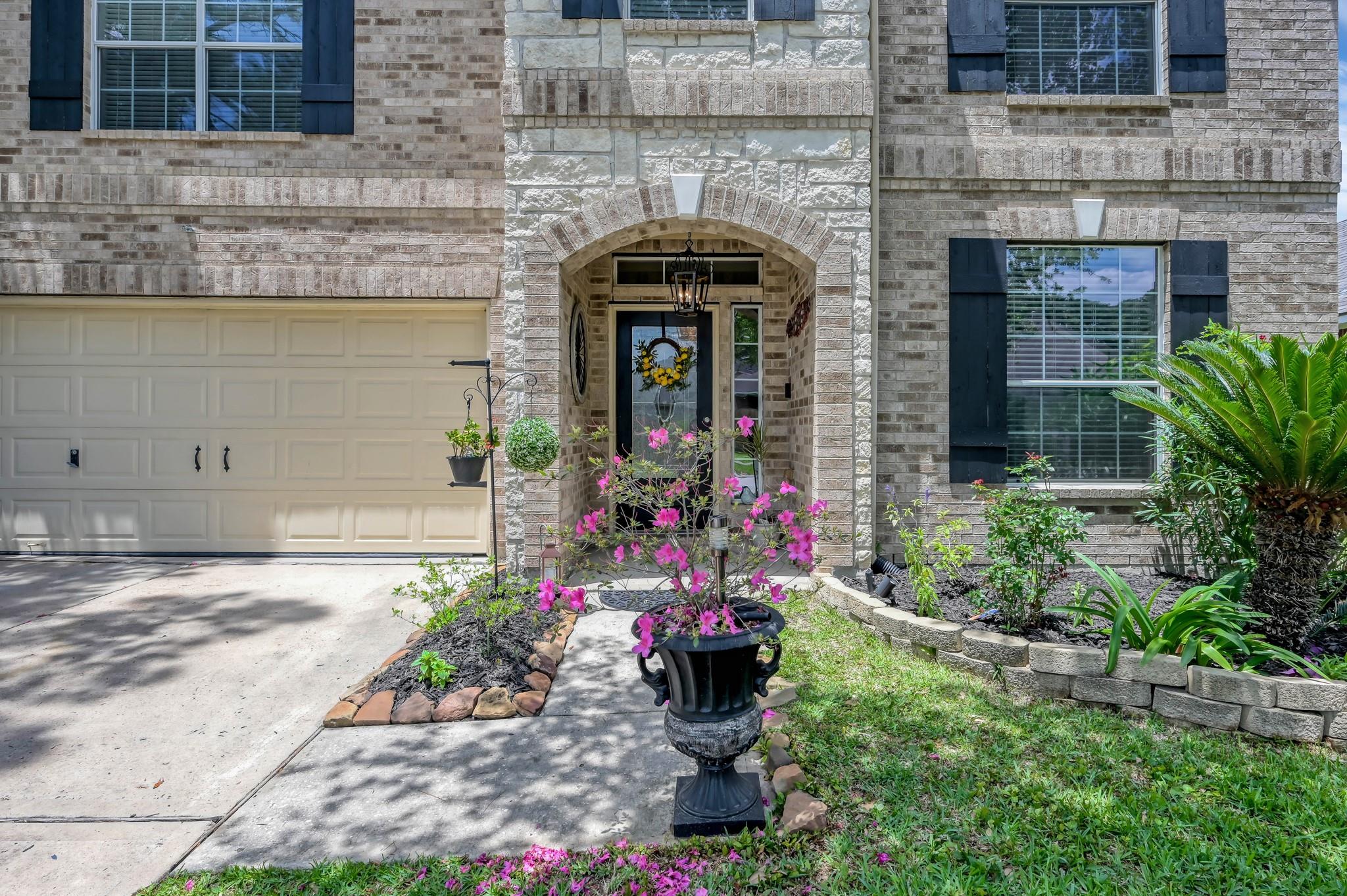 4514 Aspen Leaf Lane