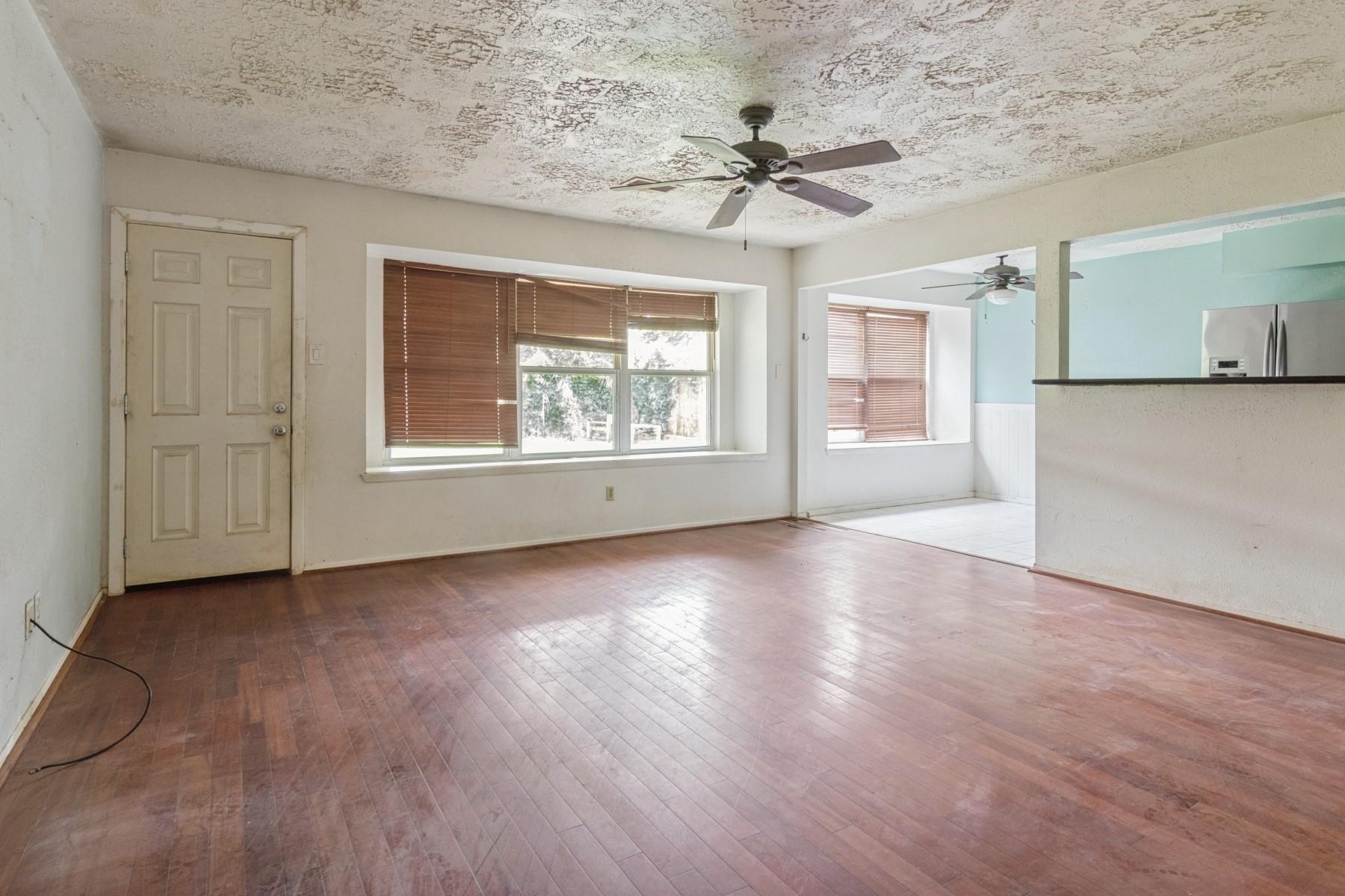 4522 Rosegate Drive