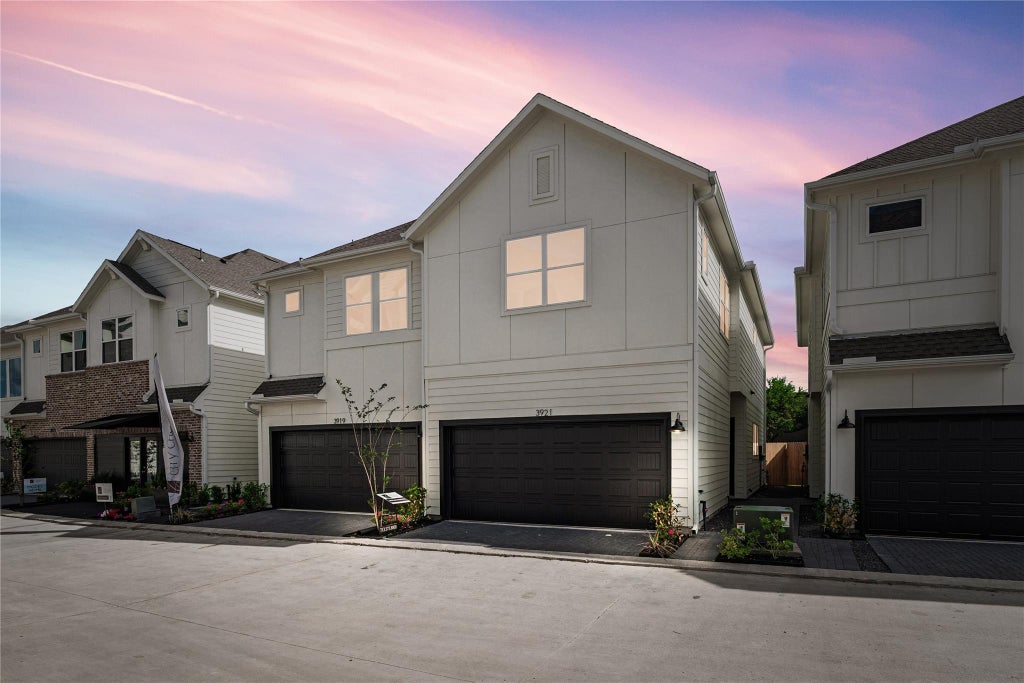 Photo of 3925 Willowbend Point Drive, Houston, TX 77025 (MLS # 67820098)
