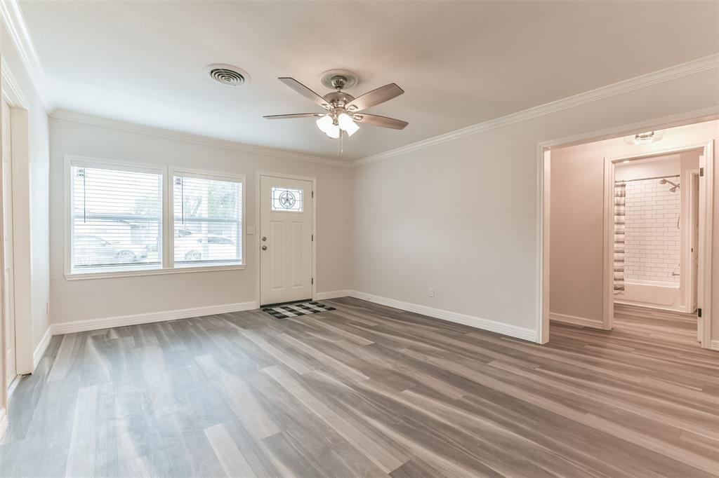 1309 W Lang Street