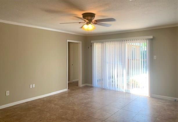 1853 Dolphin Drive