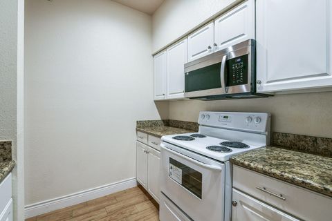 Tiny photo for 2121 El Paseo Street #1805, Houston, TX 77054 (MLS # 79773022)