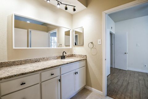 Tiny photo for 2121 El Paseo Street #1805, Houston, TX 77054 (MLS # 79773022)