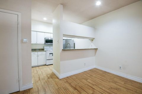 Tiny photo for 2121 El Paseo Street #1805, Houston, TX 77054 (MLS # 79773022)