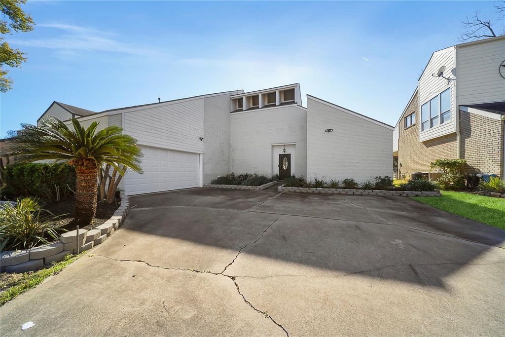 Photo of 14607 Muirfield Lane, Houston, TX 77095 (MLS # 52255806)